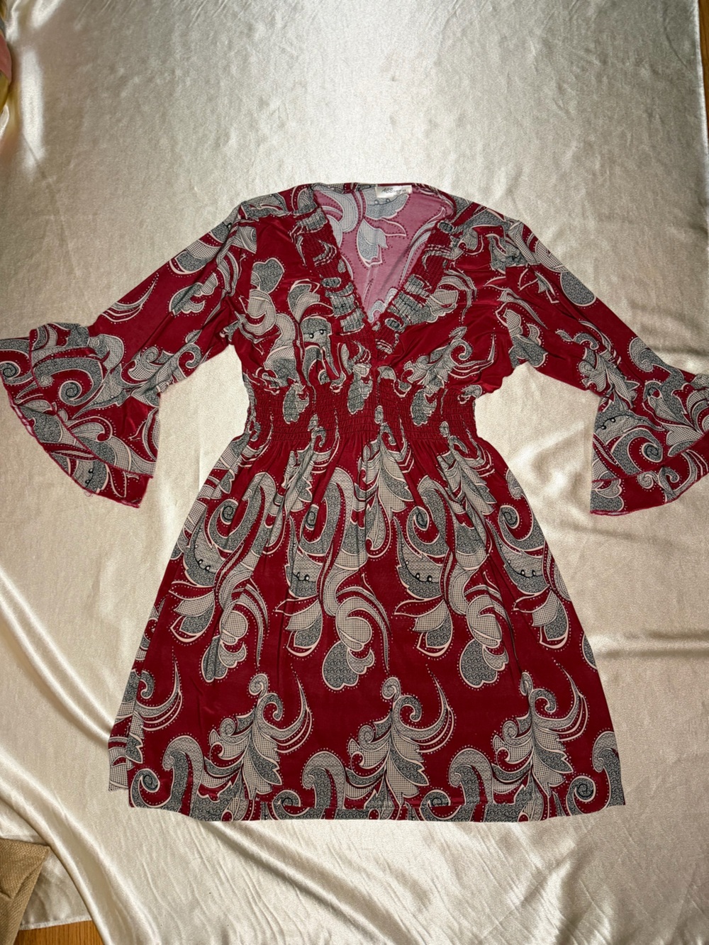 Ace Fashion Red Paisley Print Bell Sleeve V-Neck Smocked Waist Dress Size L Y2K